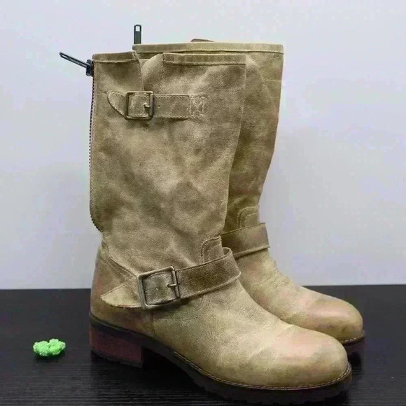 Steven Madden Buckette Brown/Gray Distressed Boots - Picture 2 of 11